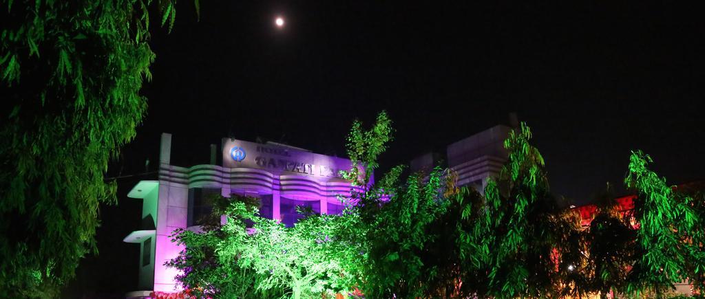 Hotel Ganpati Palace Mathura Εξωτερικό φωτογραφία