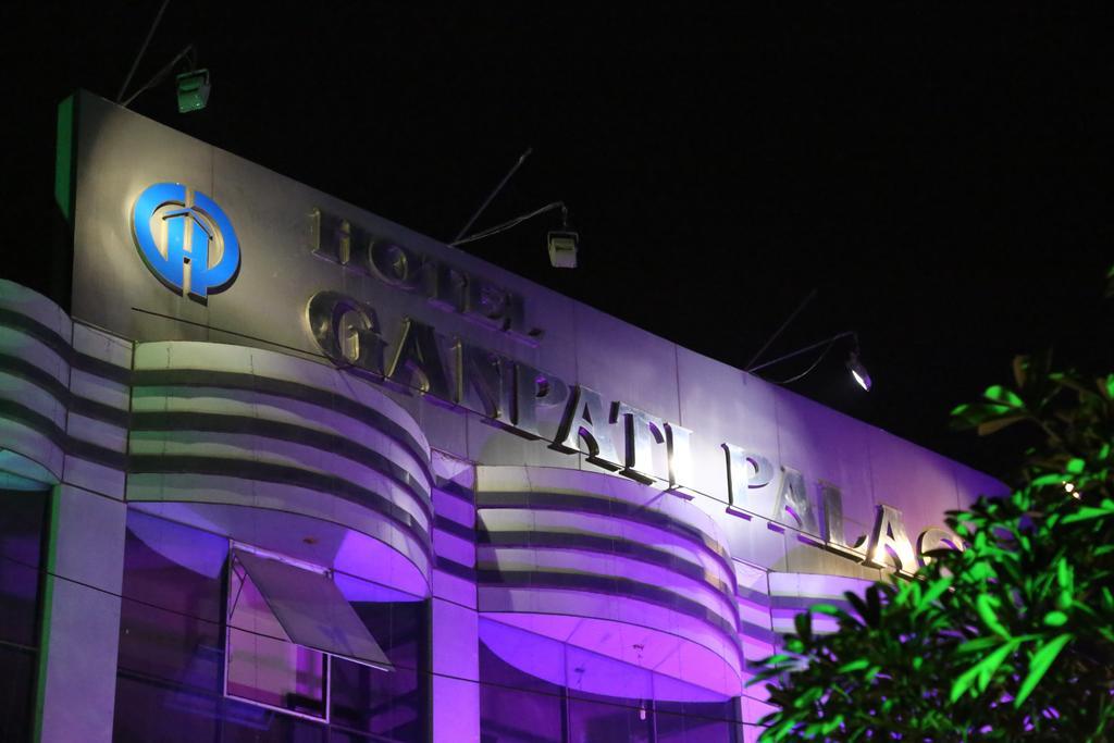 Hotel Ganpati Palace Mathura Εξωτερικό φωτογραφία