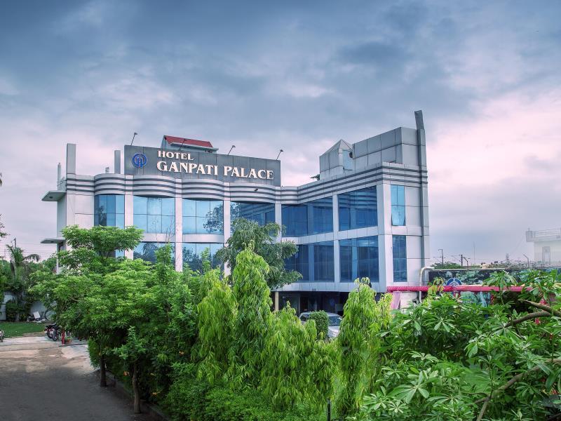 Hotel Ganpati Palace Mathura Εξωτερικό φωτογραφία