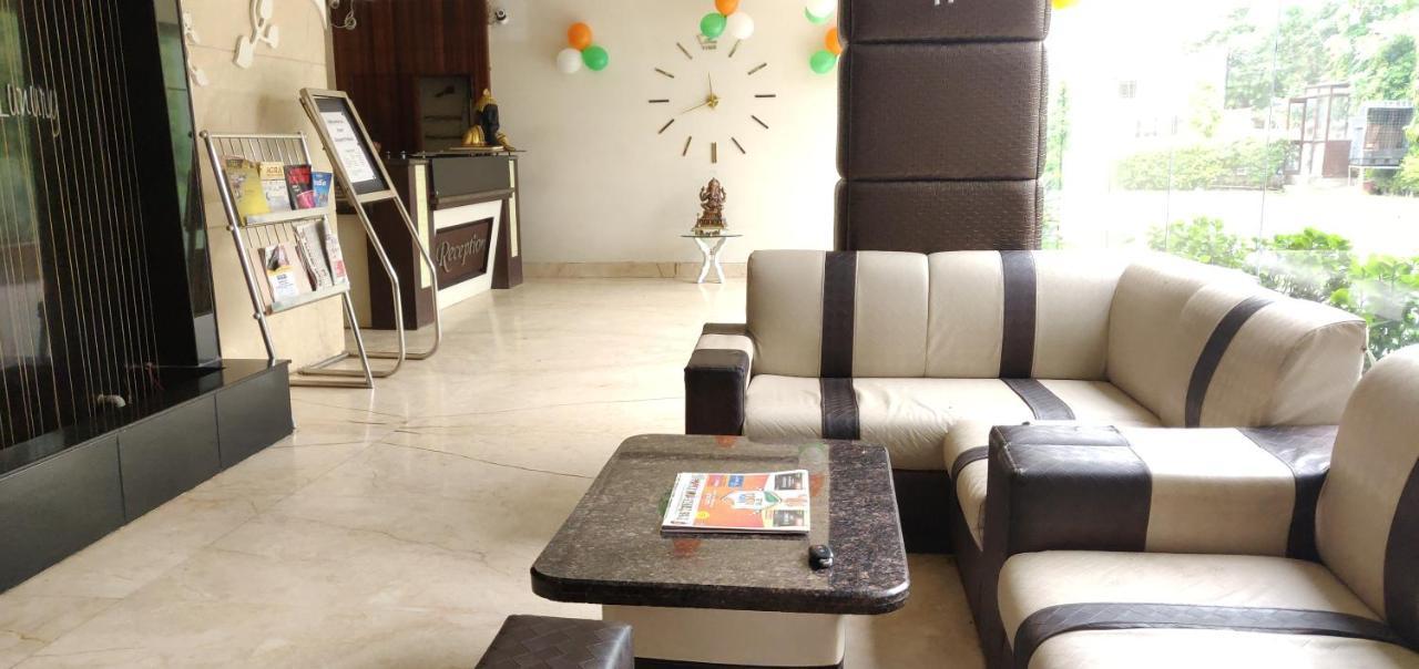 Hotel Ganpati Palace Mathura Εξωτερικό φωτογραφία